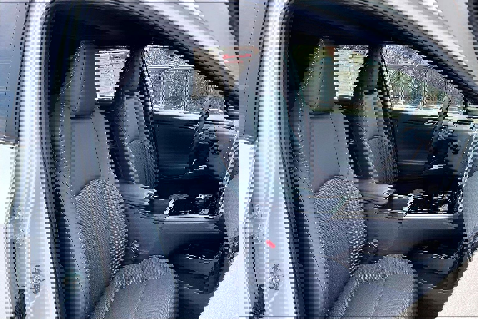 Used 2024 Toyota bZ4X XLE w/ Weather Package image 7