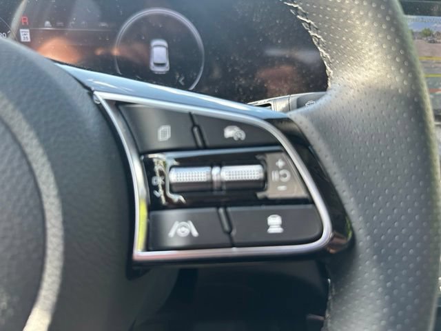 Used 2024 Kia Seltos SX w/ SX Sunroof Package AWD/4WD image 16