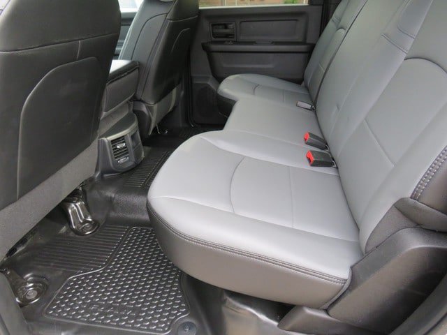 New 2023 RAM 5500 Tradesman w/ Chrome Appearance Group RWD image 44
