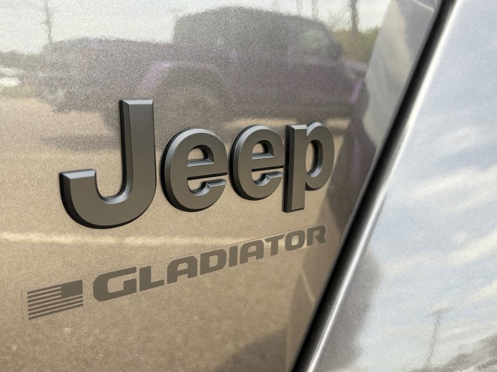 New 2026 Jeep Gladiator Sport AWD/4WD image 6
