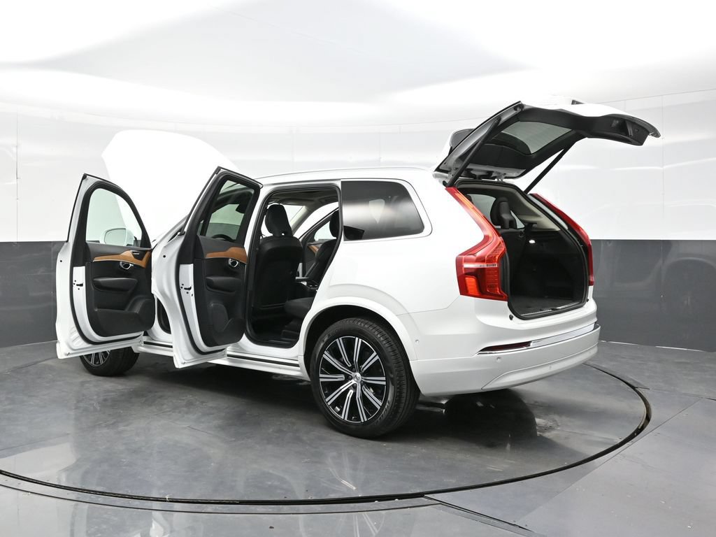 Used 2023 Volvo XC90 B6 Plus AWD/4WD image 49