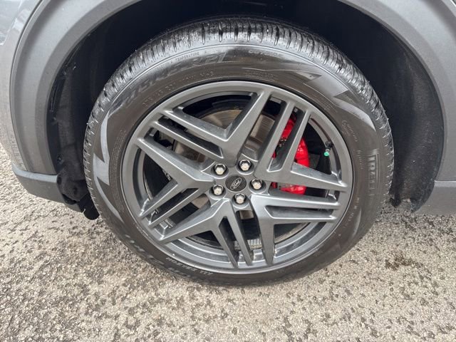 Used 2025 Ford Explorer ST image 9