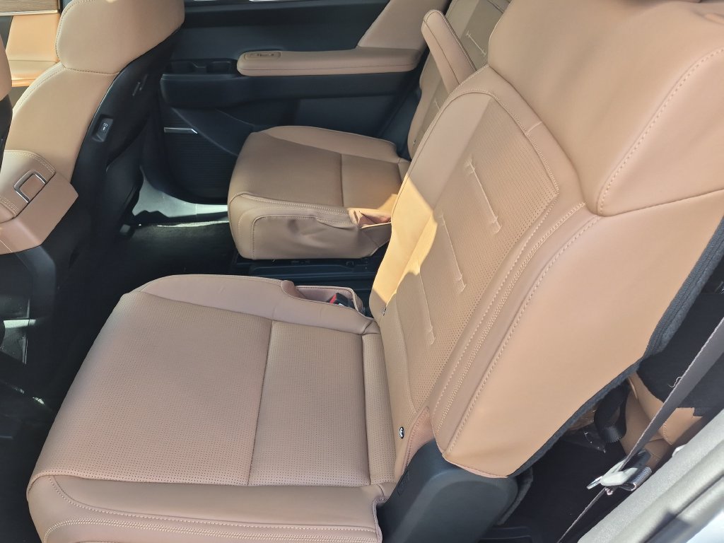 New 2027 Hyundai Santa Fe Calligraphy AWD/4WD image 28