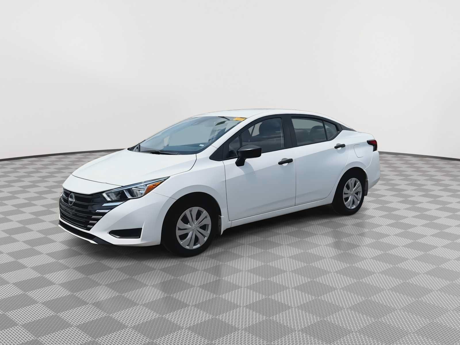 Used 2024 Nissan Versa S w/ Trunk Package FWD image 4