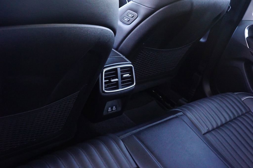 Certified 2026 Genesis G70 2.5T Prestige image 20