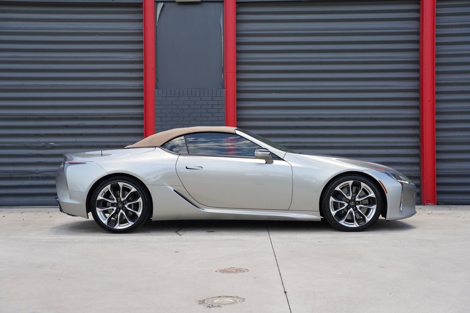 Used 2021 Lexus LC 500 Convertible w/ Touring Package RWD image 4