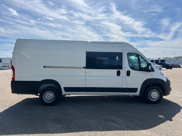 New 2026 RAM ProMaster 3500 w/ Crew Van Package FWD image 8