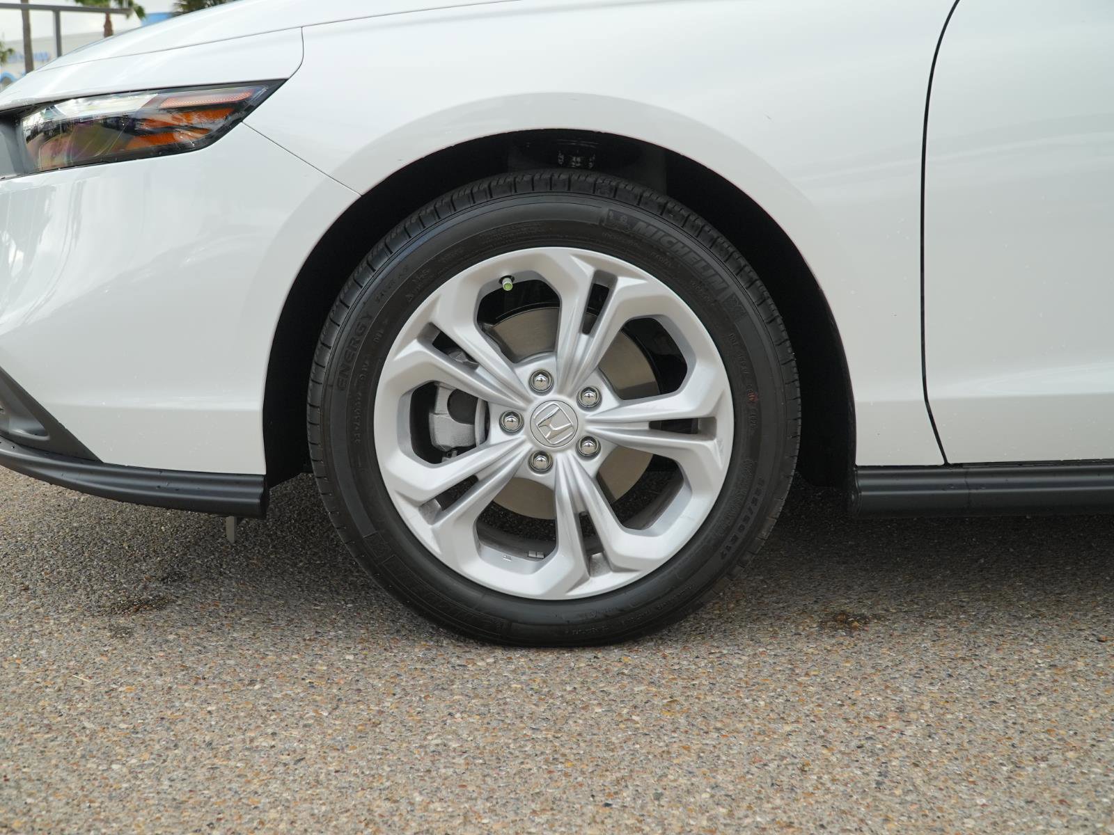 Used 2025 Honda Accord LX image 11