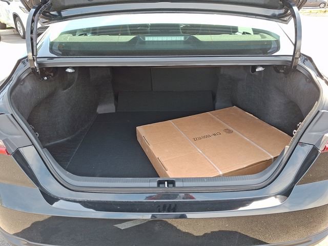 Used 2026 Toyota Camry LE image 31