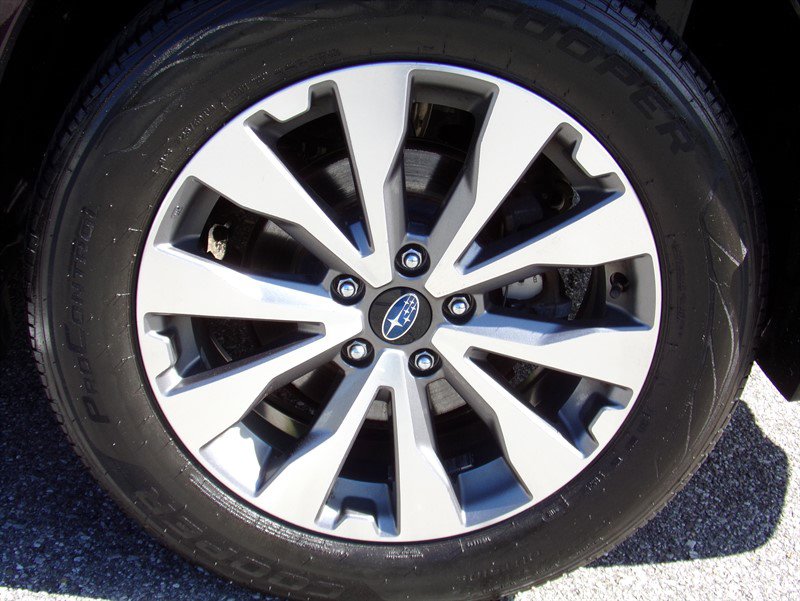 Used 2017 Subaru Outback 2.5i Touring image 17