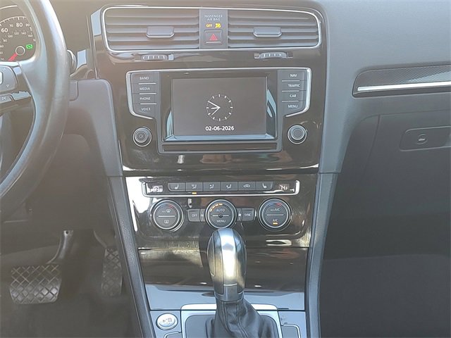 Used 2015 Volkswagen Golf SEL image 16