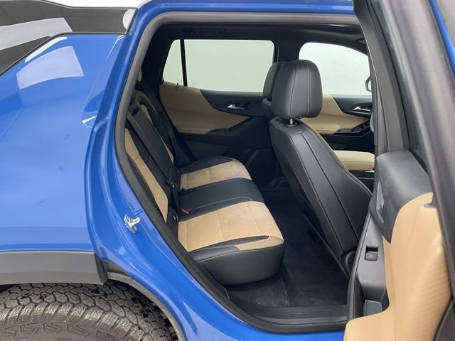 New 2025 Chevrolet Equinox ACTIV w/ Safety and Technology Package image 13