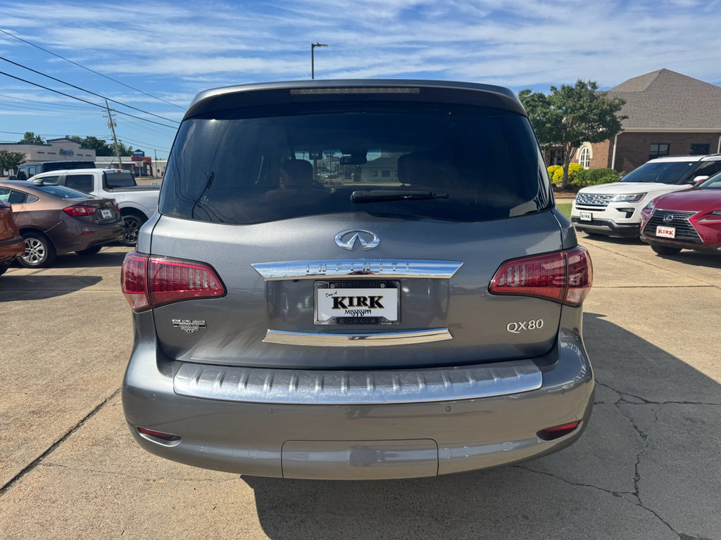 Used 2017 INFINITI QX80 Signature Edition RWD image 4