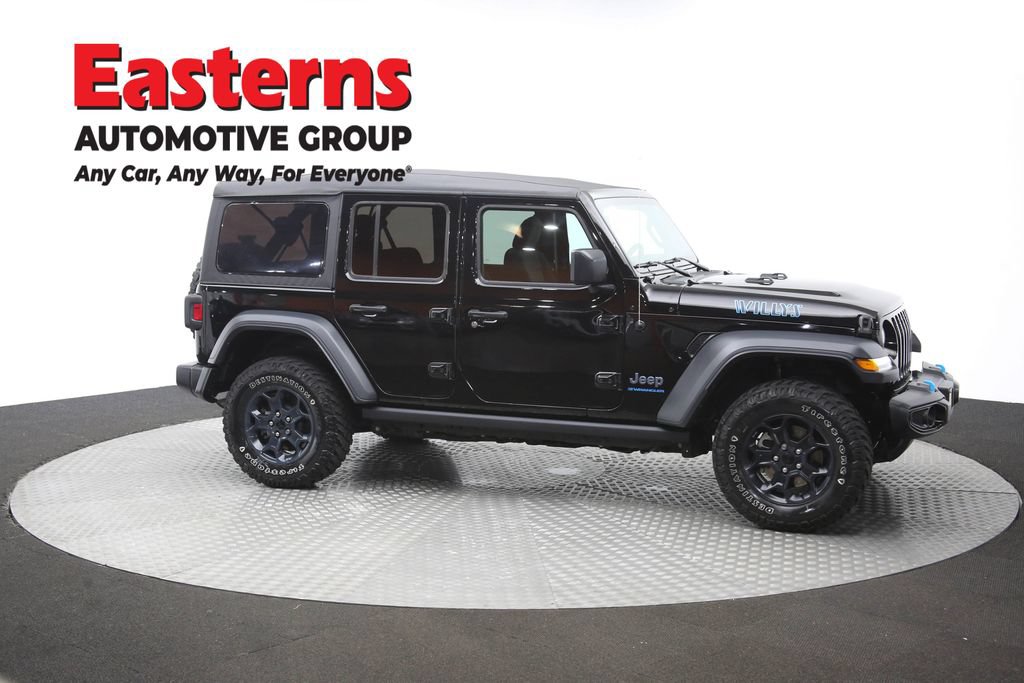 Used 2023 Jeep Wrangler Unlimited w/ Cold Weather Group AWD/4WD image 49