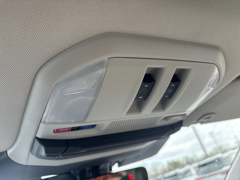 New 2026 Subaru Ascent Limited image 24