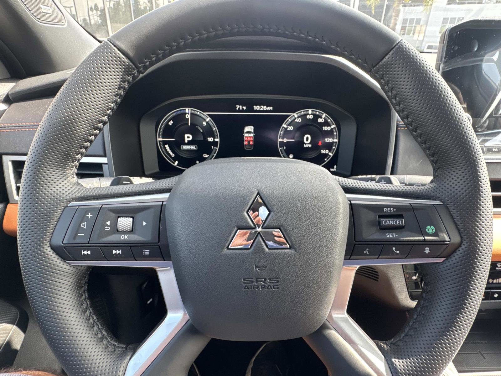 New 2025 Mitsubishi Outlander SEL image 18