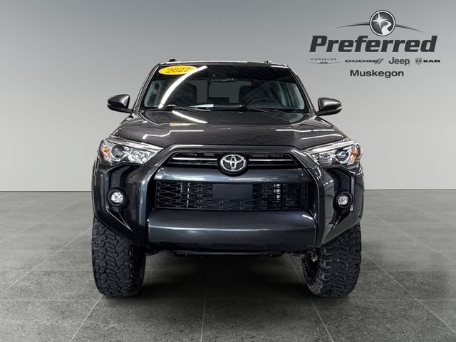 Used 2022 Toyota 4Runner SR5 Premium AWD/4WD image 11