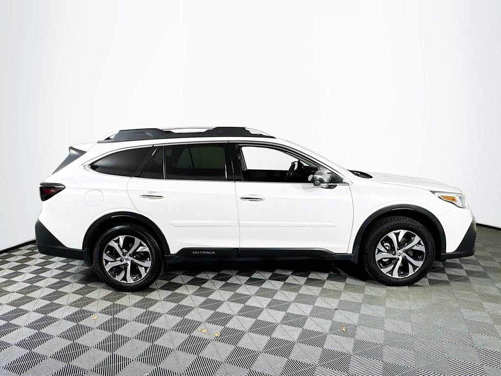 Used 2020 Subaru Outback Touring w/ Popular Package #2 image 8