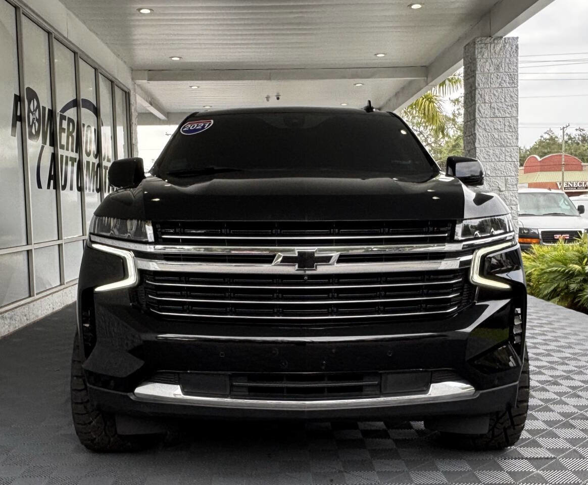 Used 2022 Chevrolet Suburban LT w/ Luxury Package AWD/4WD image 13