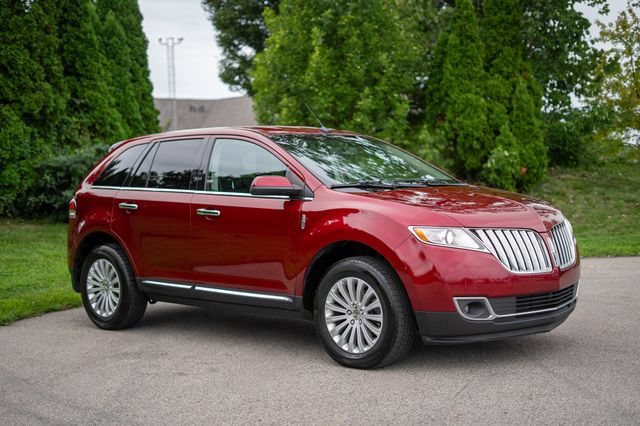 Used 2015 Lincoln MKX FWD image 3