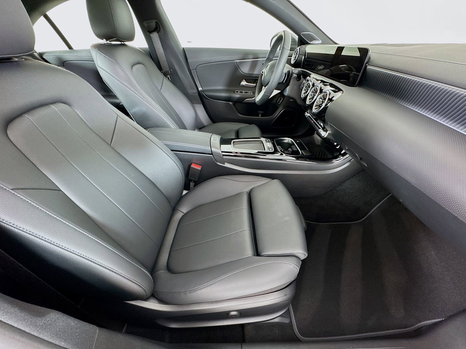 Certified 2026 Mercedes-Benz CLA 250 image 29