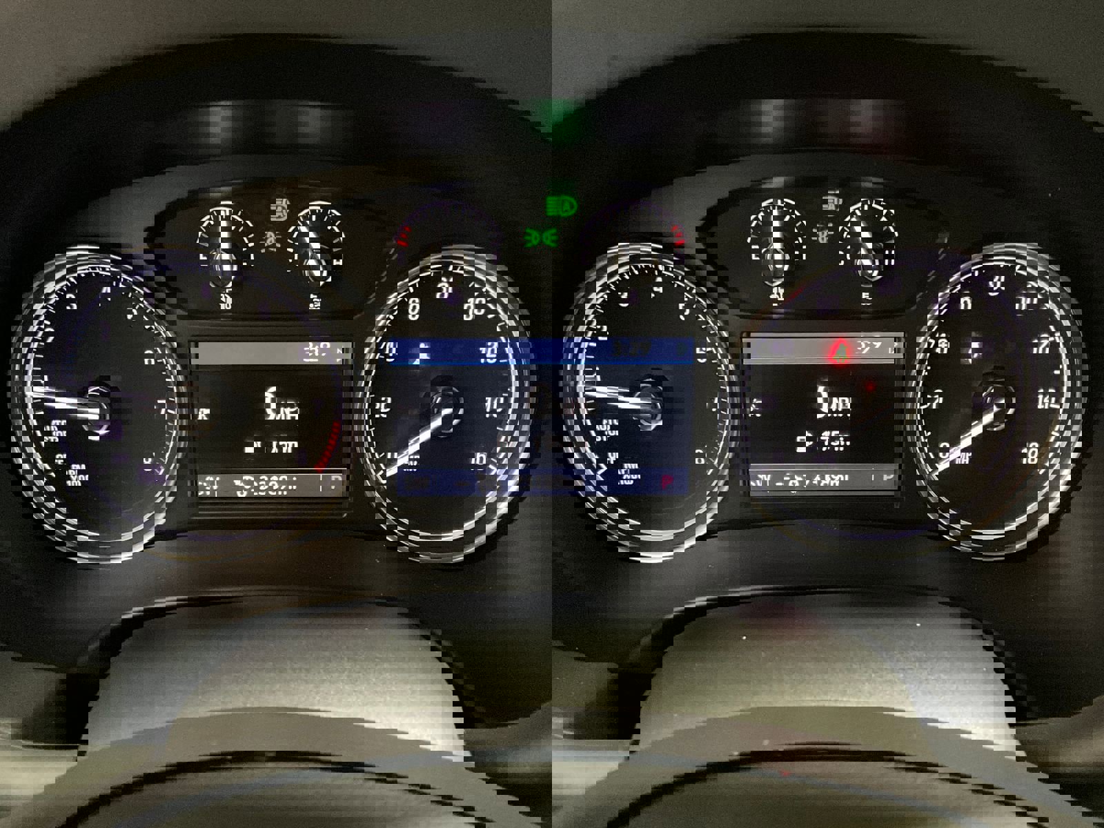 Used 2024 Buick Enclave Essence image 20