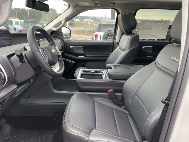 New 2026 Ford Expedition Platinum w/ Driver's Package AWD/4WD image 13