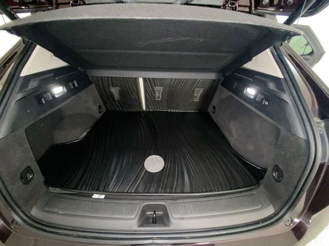 Used 2023 Buick Envision Avenir image 11