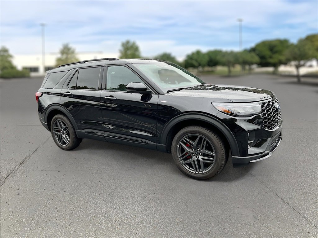 Used 2025 Ford Explorer ST-Line w/ ST-Line Street Pack