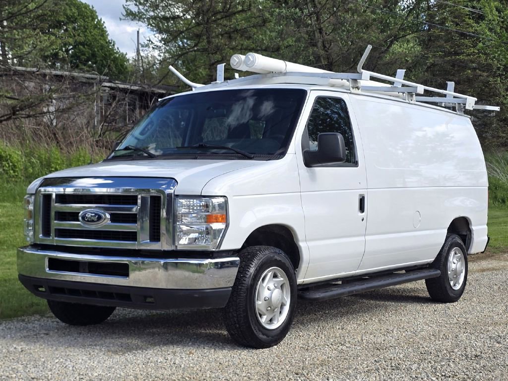 Used 2014 Ford E-250 and Econoline 250 w/ Power Group RWD image 2