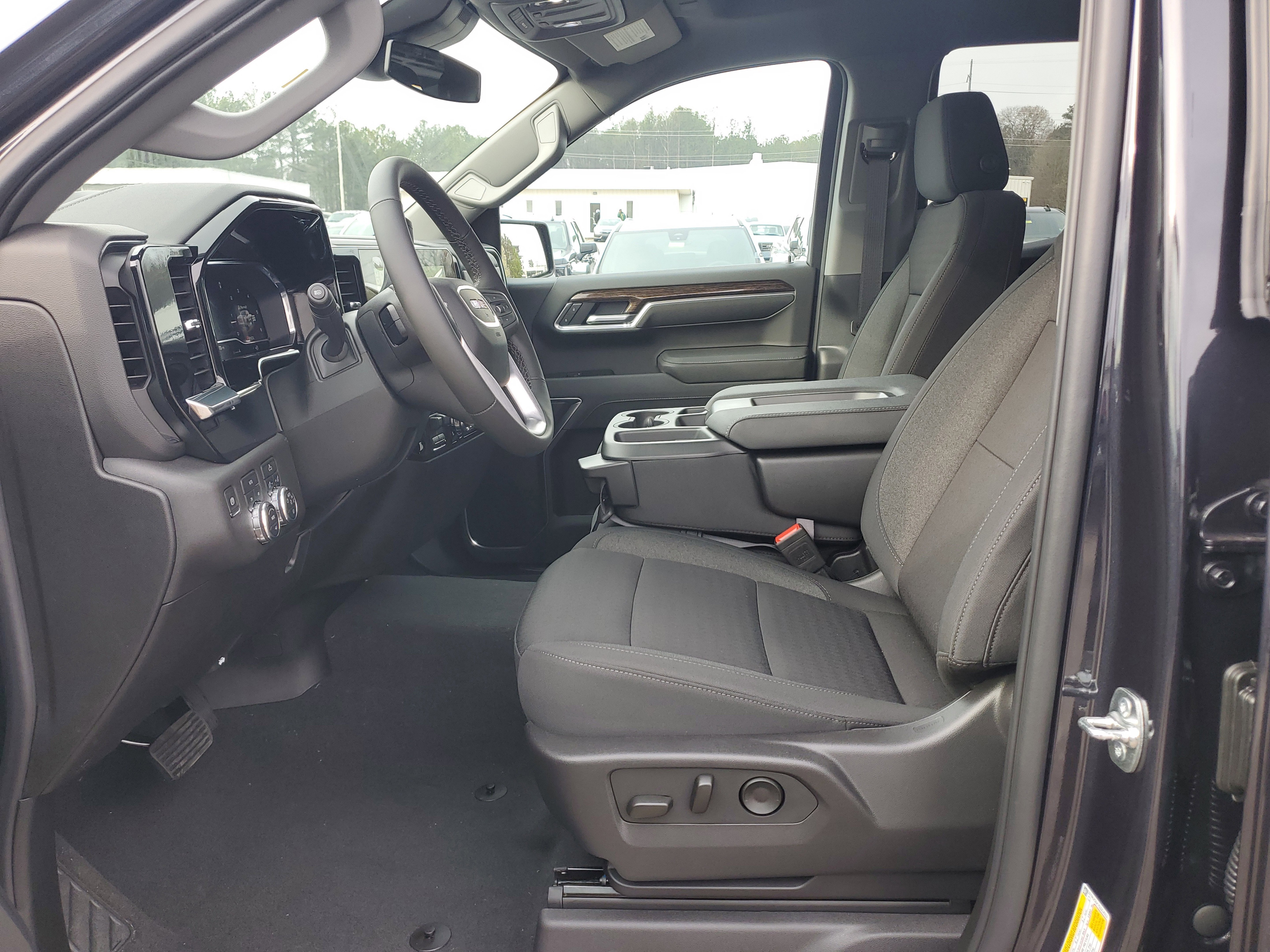 New 2025 GMC Sierra 1500 Elevation image 20