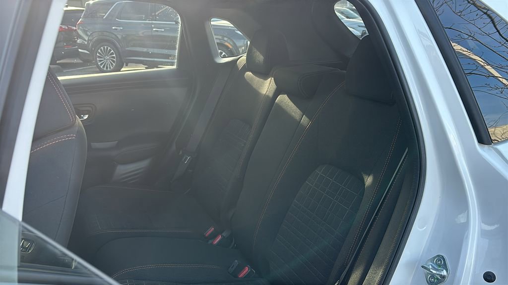 Certified 2023 Honda HR-V Sport image 27