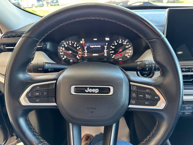 Used 2022 Jeep Compass Limited AWD/4WD image 16