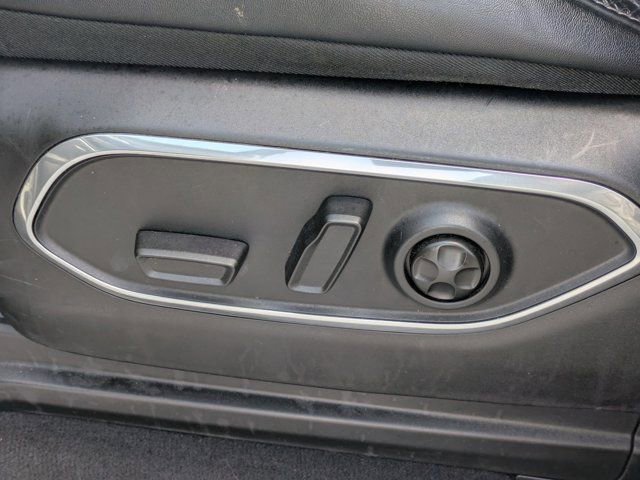 Used 2024 Jeep Wagoneer Series II w/ Flexible Seating Group image 17