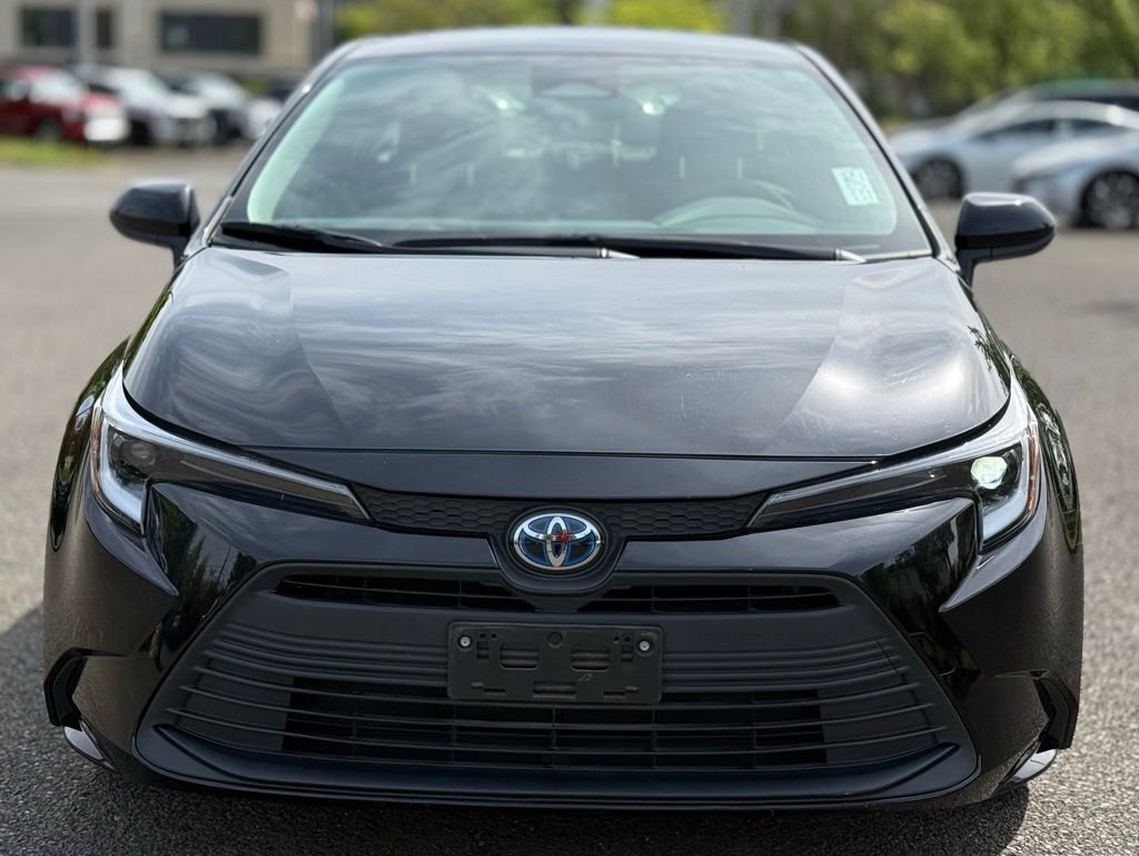 Certified 2024 Toyota Corolla LE w/ LE Convenience Package FWD image 8