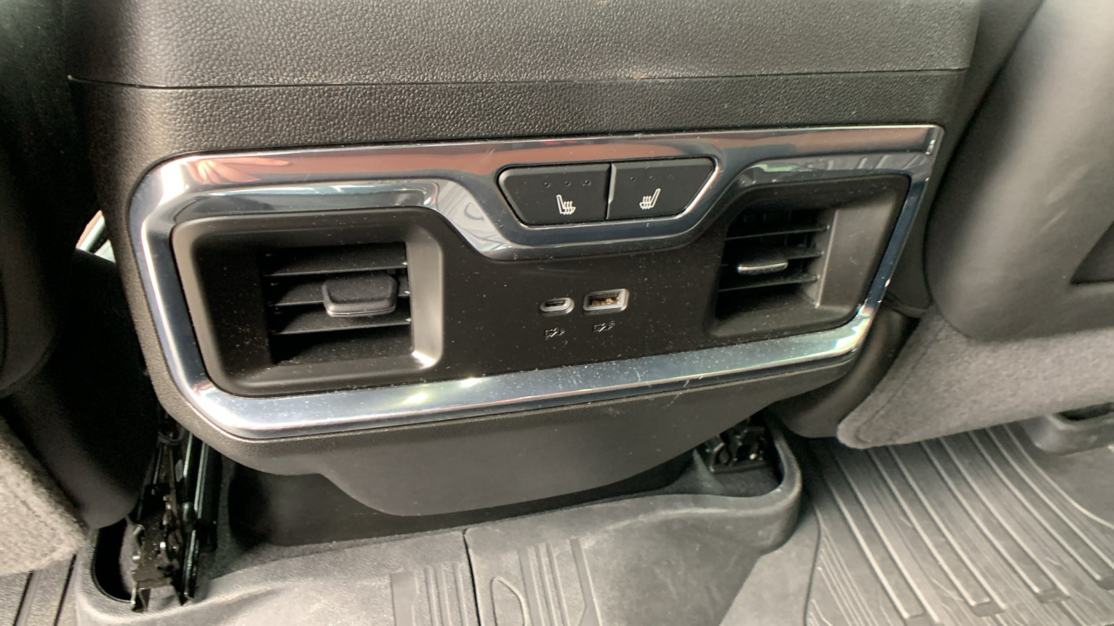 Used 2025 GMC Sierra 1500 Denali Ultimate AWD/4WD image 28