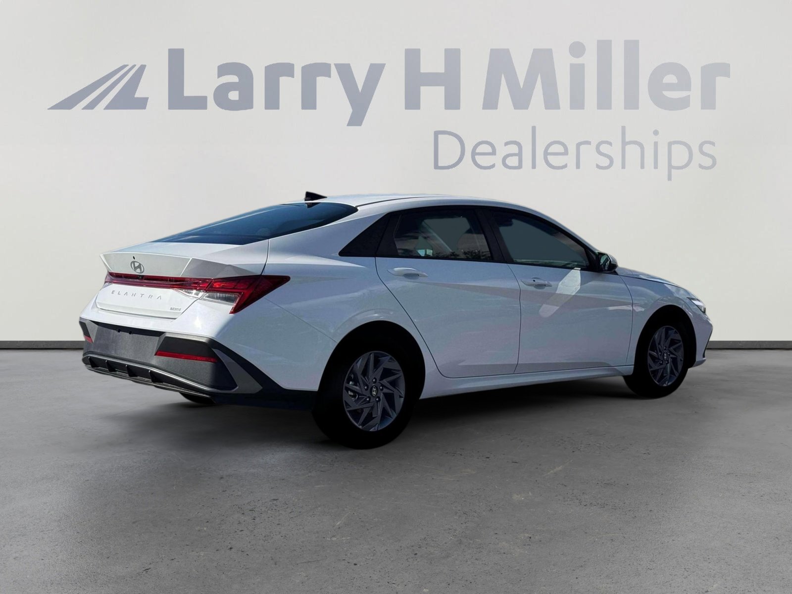 New 2026 Hyundai Elantra Blue image 8