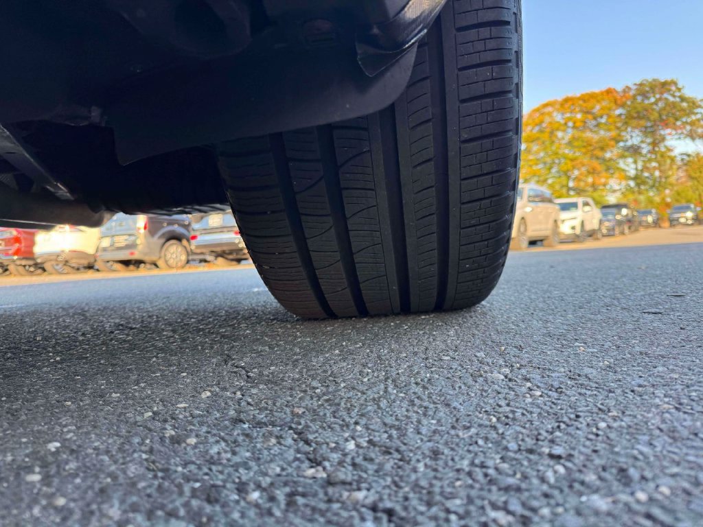 Used 2019 Porsche Cayenne Turbo AWD/4WD image 12