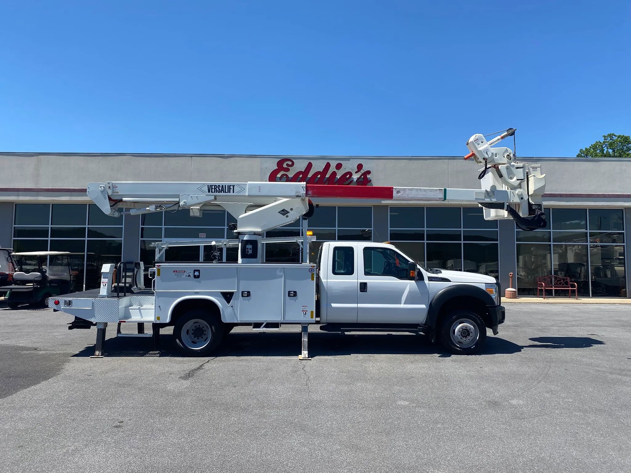 Used 2014 Ford F550 4x4 SuperCab Super Duty image 59