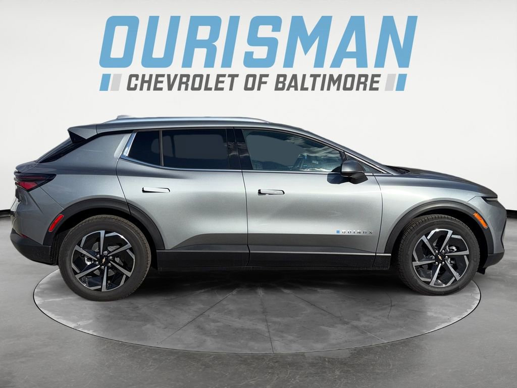 New 2026 Chevrolet Equinox EV LT image 7