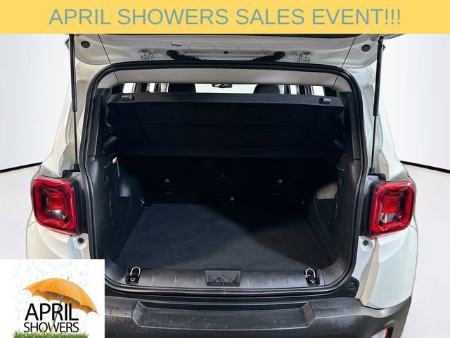 Used 2021 Jeep Renegade Latitude w/ Luxury Group I image 17