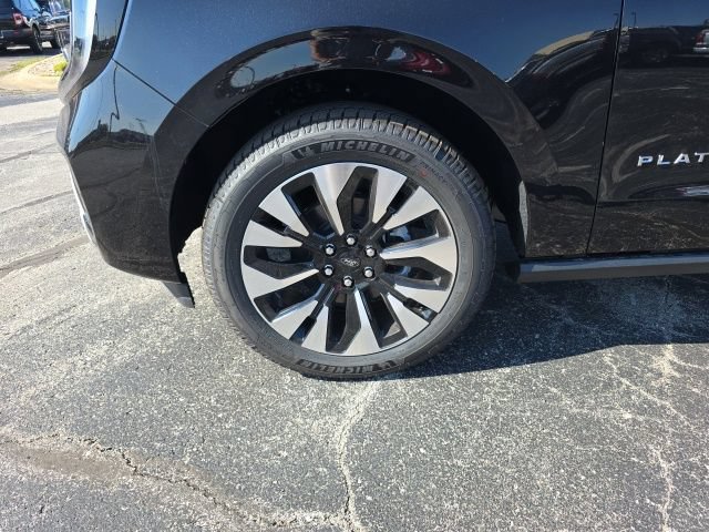 New 2026 Ford Expedition Max Platinum w/ Driver's Package AWD/4WD image 9