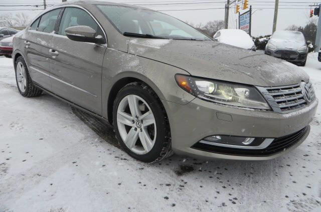 Used 2013 Volkswagen CC Sport image 2