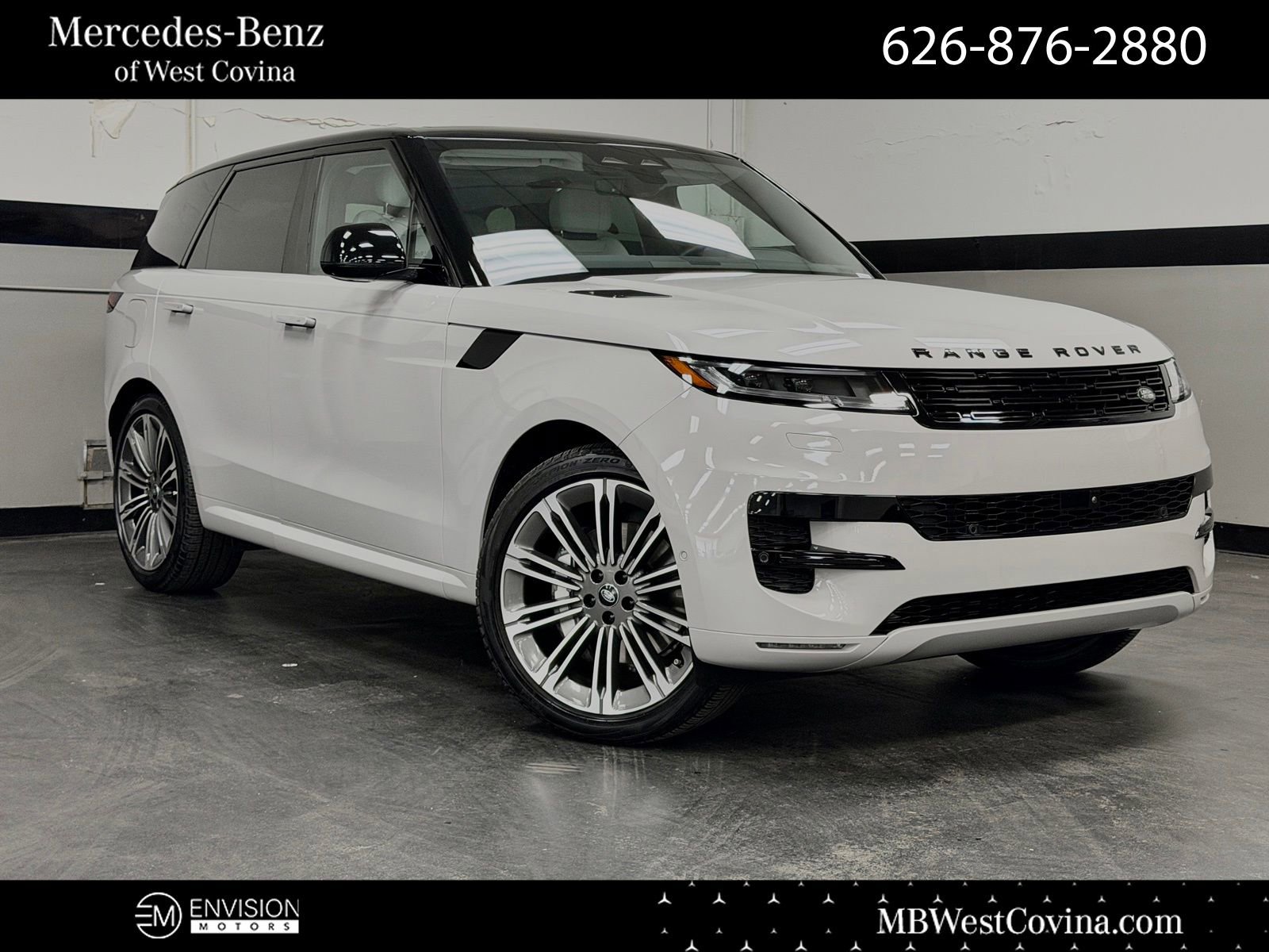 Used 2024 Land Rover Range Rover Sport SE image 1