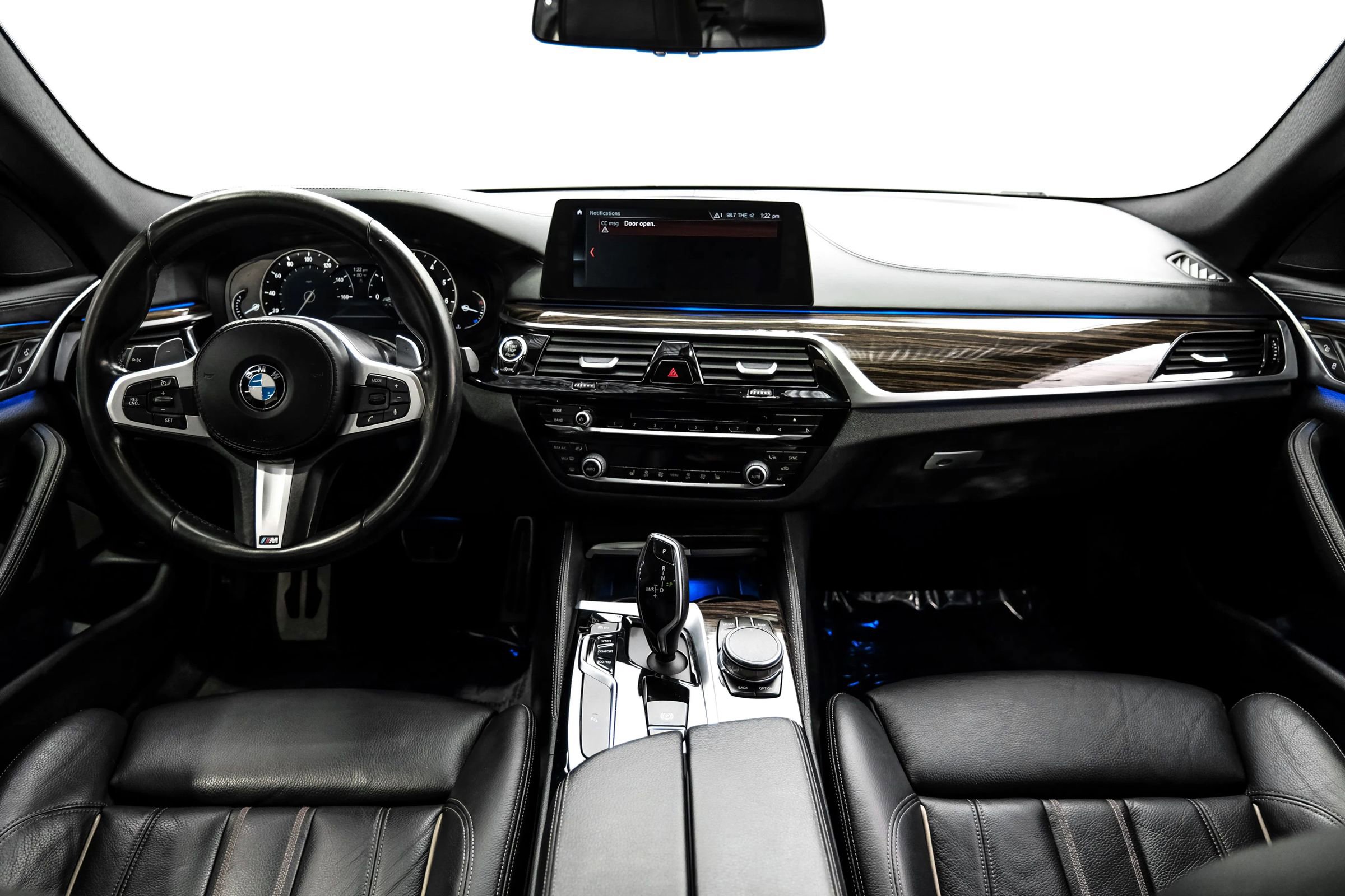 Used 2018 BMW 540i w/ M Sport Package RWD image 18