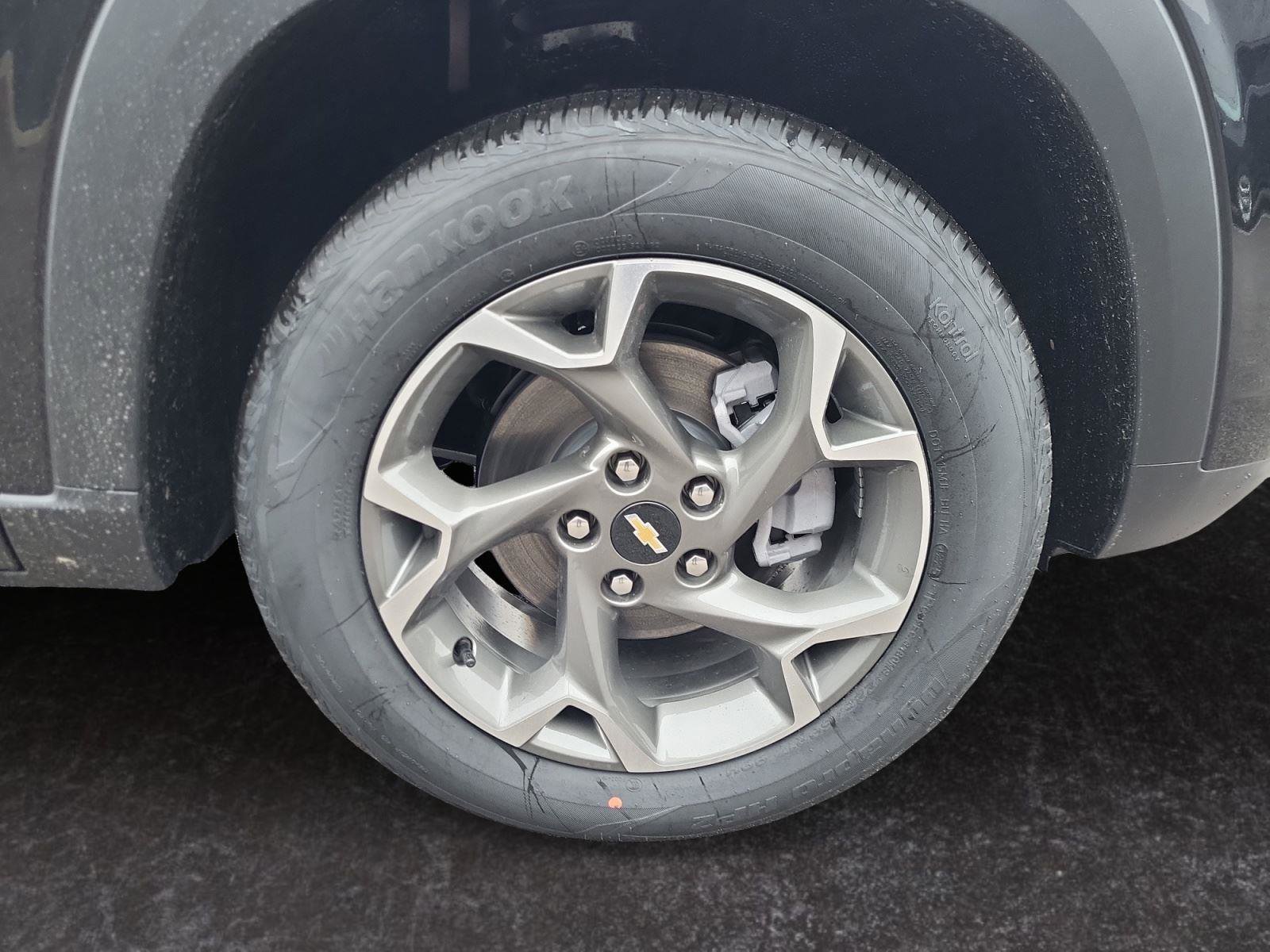 New 2026 Chevrolet Trax LT w/ Driver Confidence Package image 28