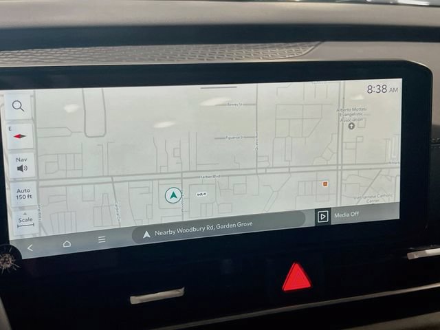 New 2027 Kia Carnival SX w/ Dark Edition Package FWD image 13
