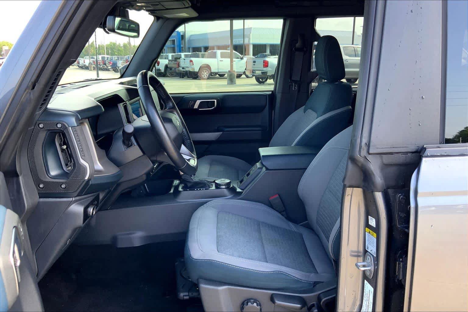 Used 2023 Ford Bronco Outer Banks AWD/4WD image 8