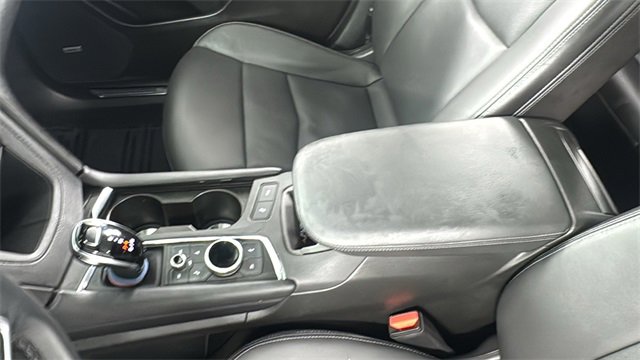 Used 2025 Cadillac XT5 Premium Luxury image 35