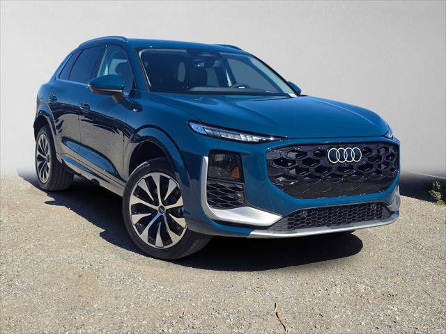 New 2026 Audi Q3 quattro 2.0T AWD/4WD image 1